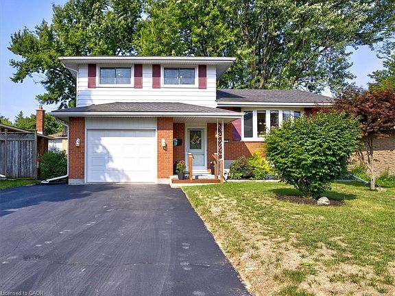 2nd image of 12 Miller Cres