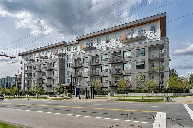 645 Como Lake Ave #109