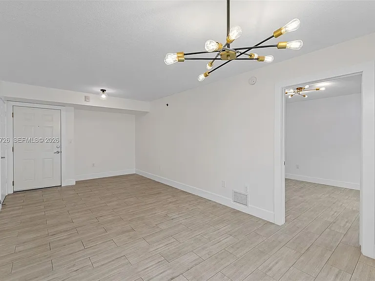 2415 NW 16th Street Rd #306 — Photo 7