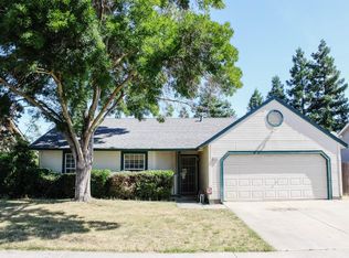 13151 Heather Dr, Waterford, CA