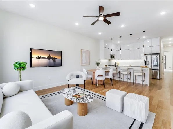 177 Wilkinson Avenue image 1 of 32