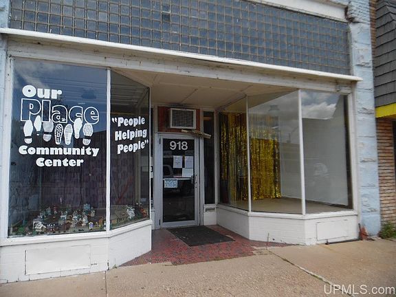 2nd image of 918-920 Ludington St