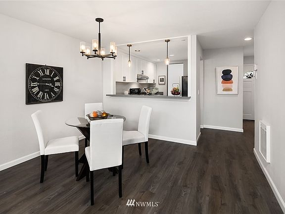 4th image of 13835 NE 69th St APT 682