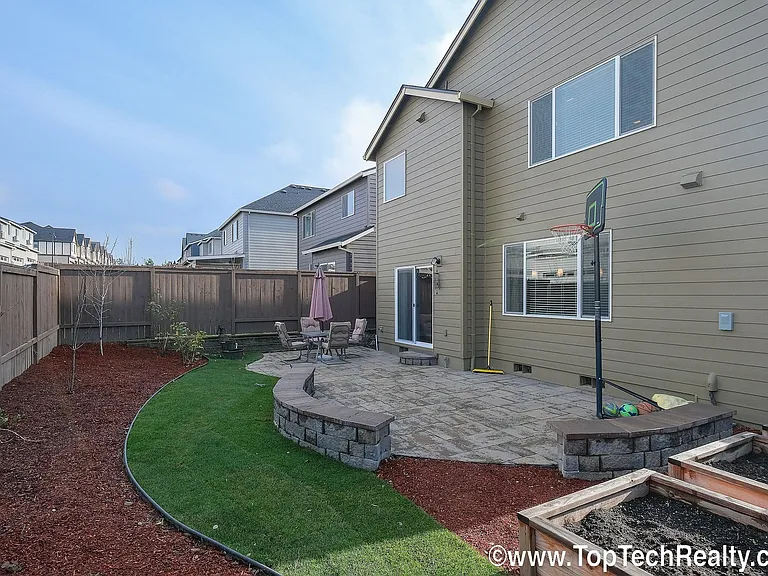 15963 NW Linder St — Photo 21