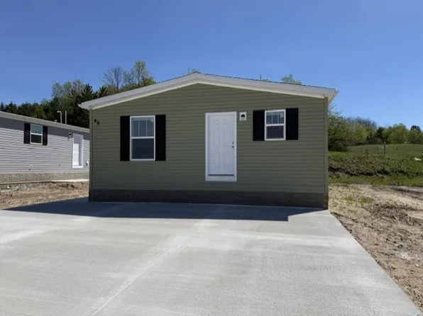 49 Theo St #49, Boyne City, MI 49712