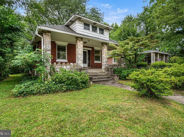 928 Bedford Ave, Collingdale, PA 19023
