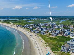 9 Arbeth Rd, Narragansett, RI 02879