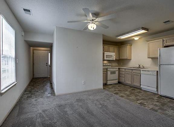 4th image of 5621 NW Sunrise Meadow Cir