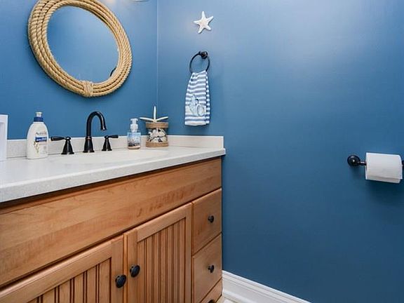 4th image of 925 5th St #20
