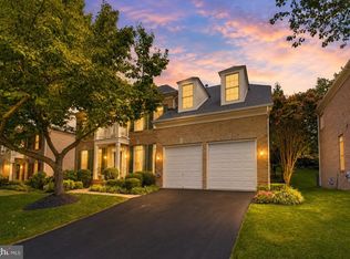 3810 Daniels Run Ct, Fairfax, VA 22030