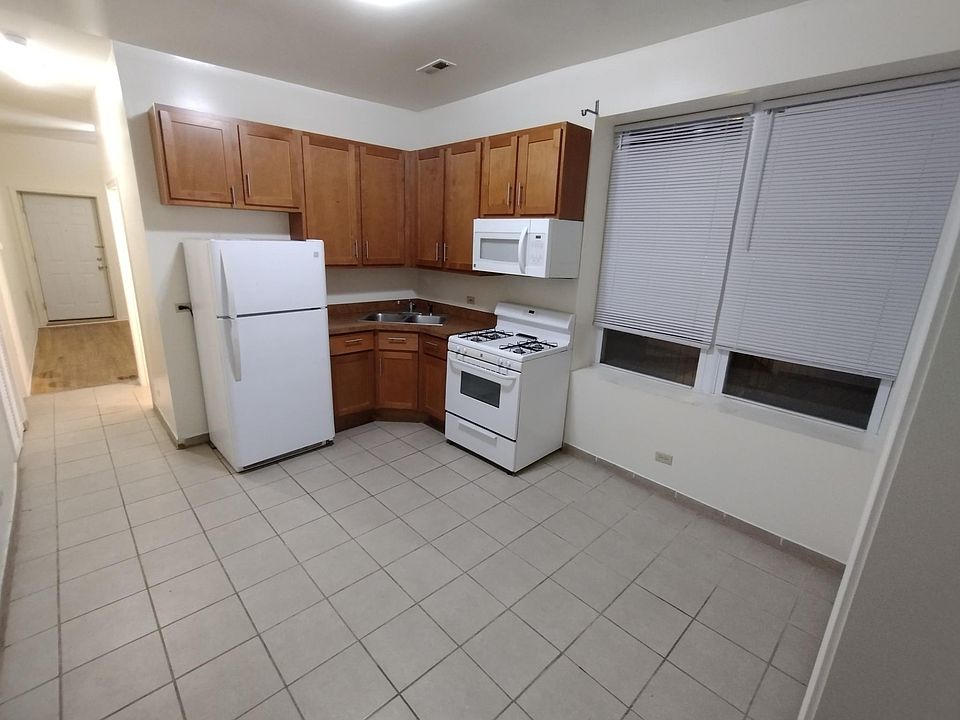 1st image of 2066 N Western Ave #3