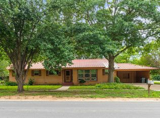 608 S Austin St, De Leon, TX 76444