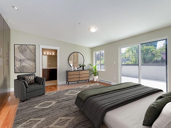 4th image of 6981 E Saanich Rd #302