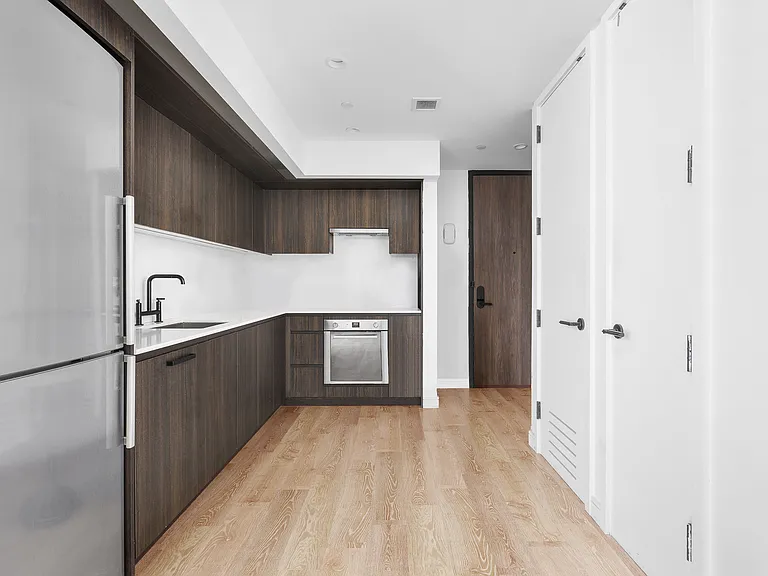 111 Varick St #15F — Photo 4