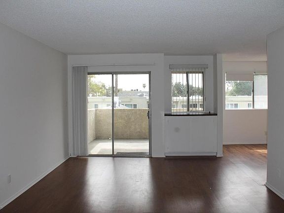 4th image of 125 S Sierra Madre Blvd Unit 207