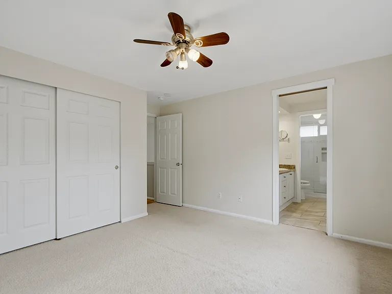 25023 SE 43rd Way — Photo 13
