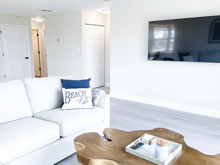 1550 S Ocean Dr #19 — Photo 6