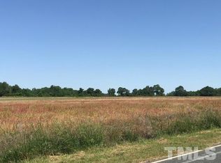 1050 W Strickland Rd, Dunn, NC 28334