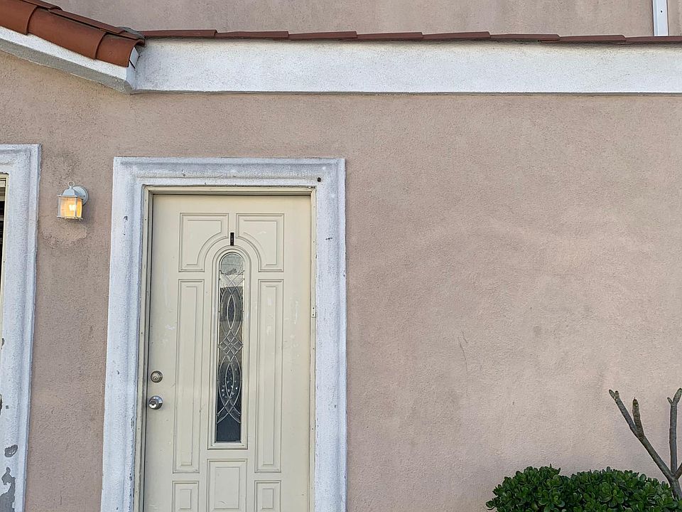 1st image of 13617 Kornblum Ave APT 6