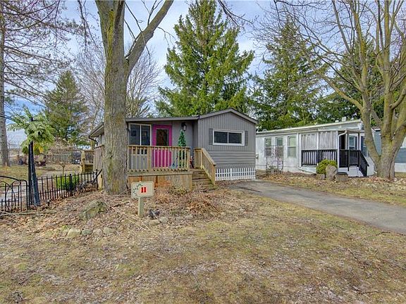 3rd image of 580 Beaver Creek Rd #11