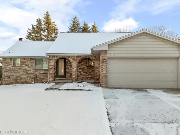 39103 Lapham Dr, Livonia, MI 48154