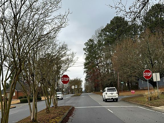 5th image of 3601 Garden Lakes Pkwy NW