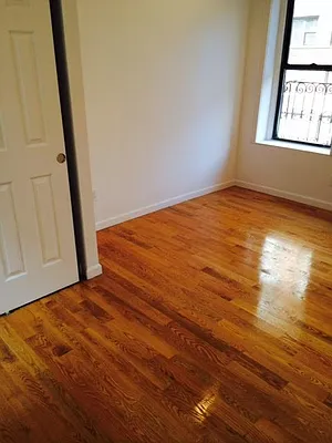 Rented by Keller Williams NYC | media 19