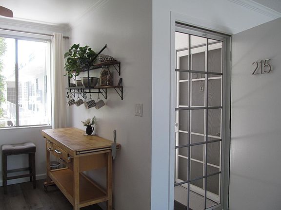 3rd image of 55 Navy St APT 215