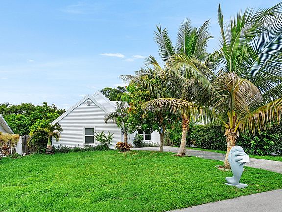 2nd image of 5119 Oak Hill Road