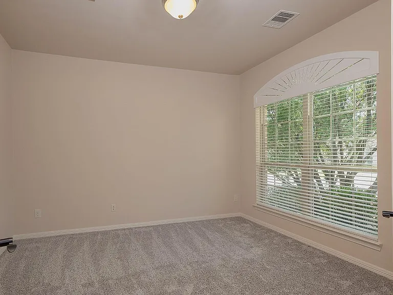 8858 Van Allen Dr — Photo 6