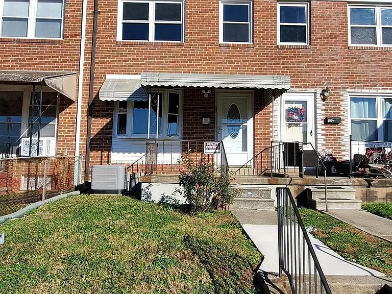 4007 Saint Augustine Ln — Photo 1