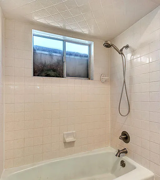 301 Los Nietos Ct — Photo 27