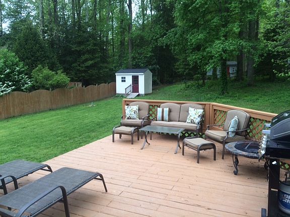 3rd image of 2612 Vixen Ln