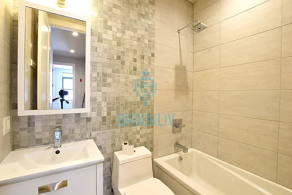 Rented by null | media 19