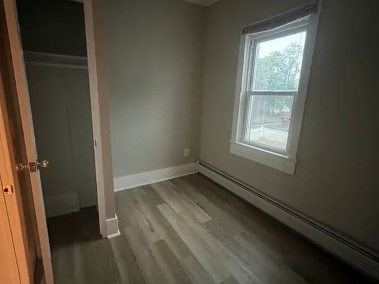 48 Port Monmouth Rd #2 — Photo 7