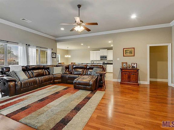 4th image of 14377 Stonegate Manor Dr