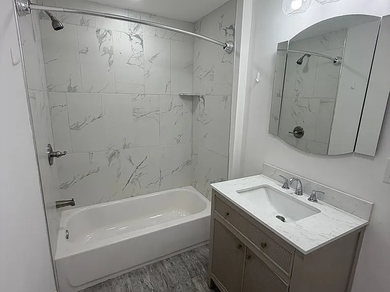 451 W Bringhurst St — Photo 15
