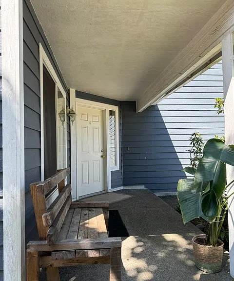 18325 SE 261st Ct — Photo 2