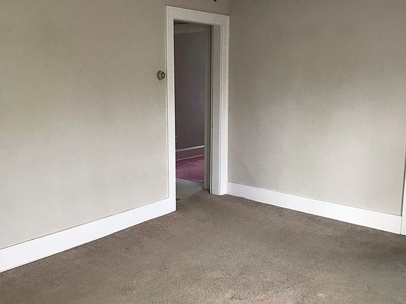 5th image of 568 Sherman Ave
