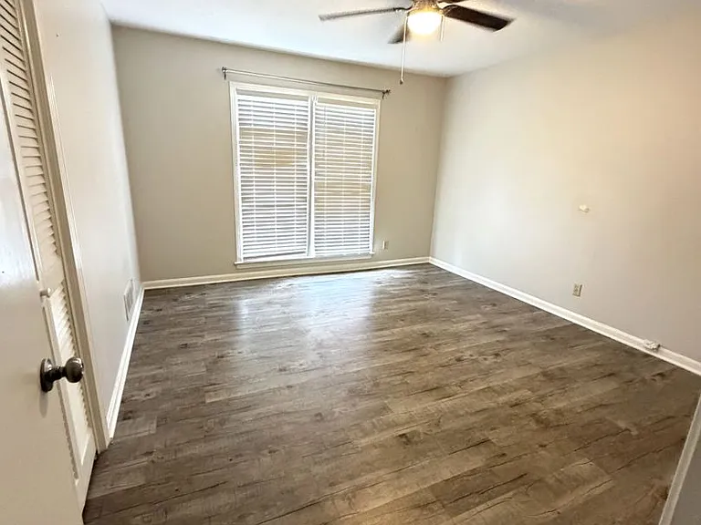 1733 Ridgedale Dr — Photo 11