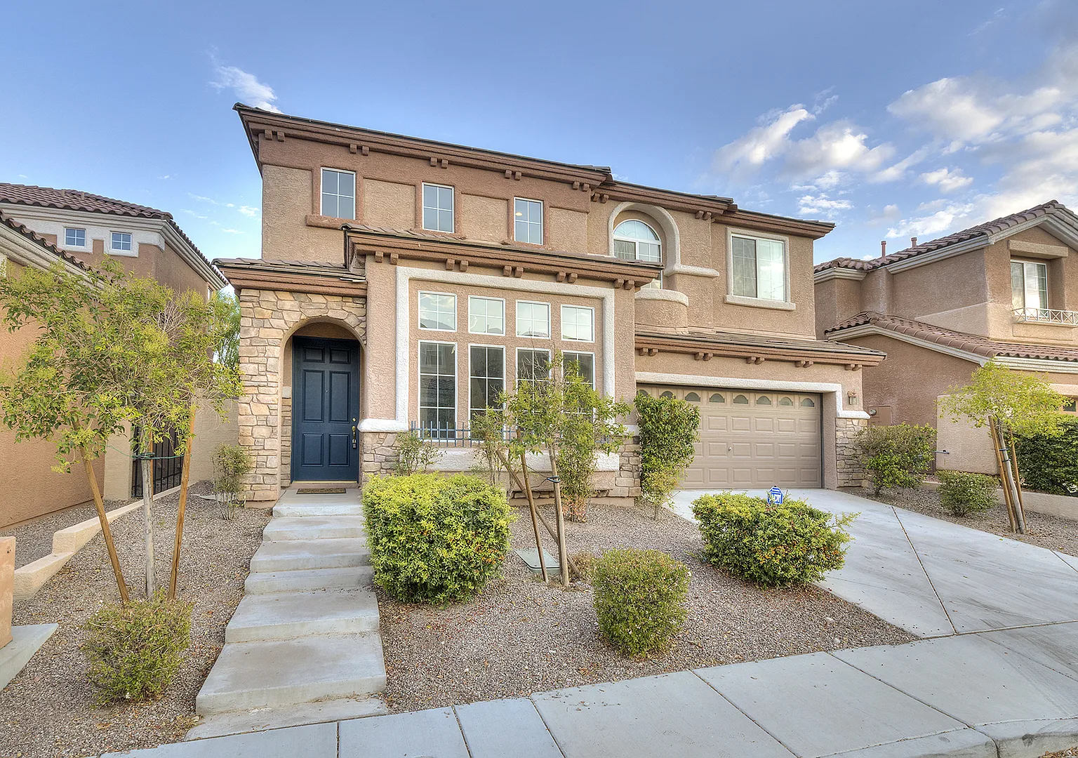 Summerlin Gated Community In The Paseos - 4 Bedrooms + Small Loft + Den/Office — Photo 1