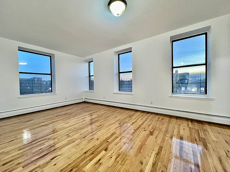 1068 Ward Ave #1E — Photo 56