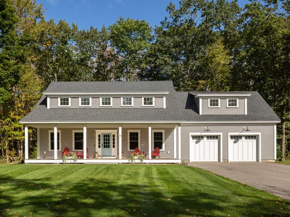 6 Running Brook Way, Kennebunk, ME 04043