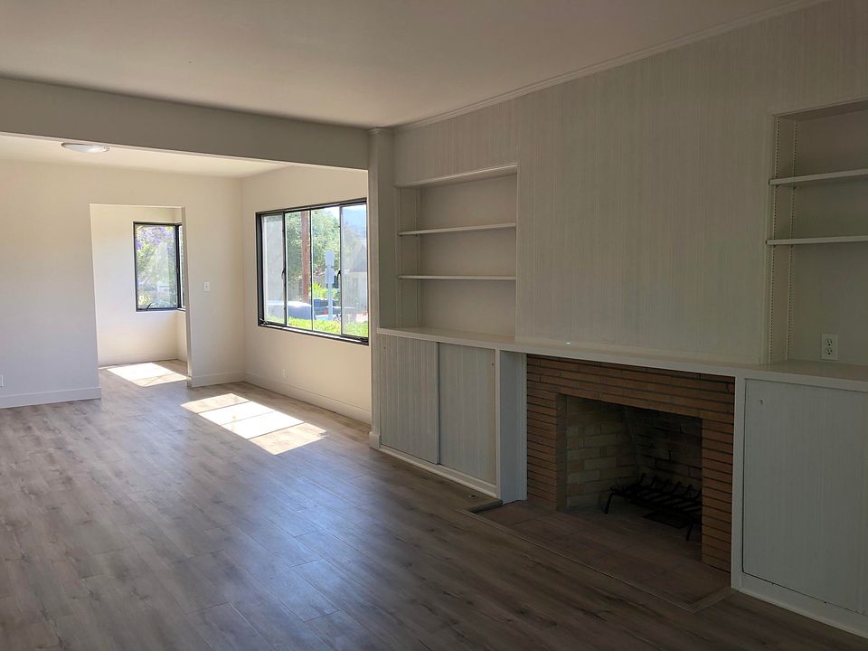 2nd image of 1102 Garden St
