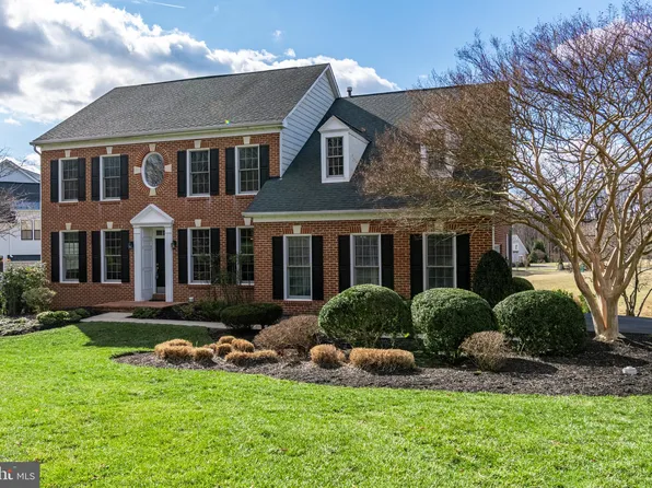 12911 Buckeye Dr, Gaithersburg, MD 20878