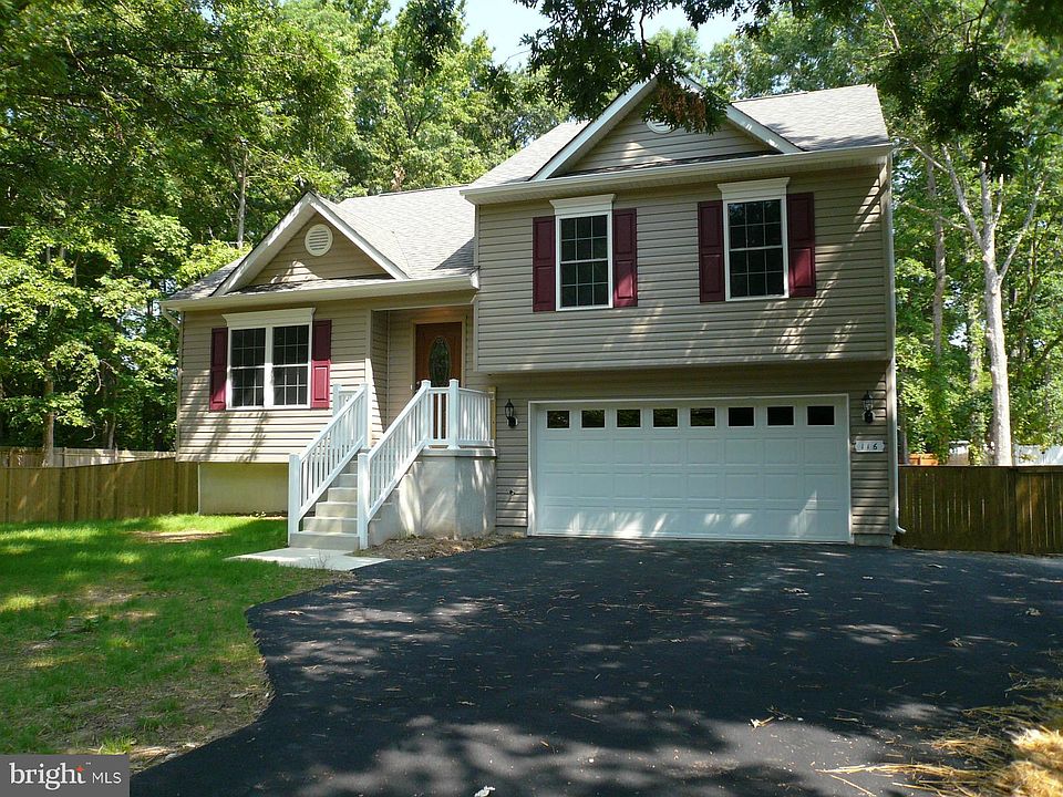 1st image of 136 Pearl Creek Ln