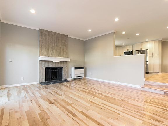 3rd image of 3405 Veteran Ave APT 1