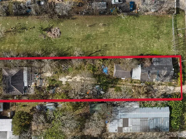 722 N Pine St, Rosharon, TX 77583