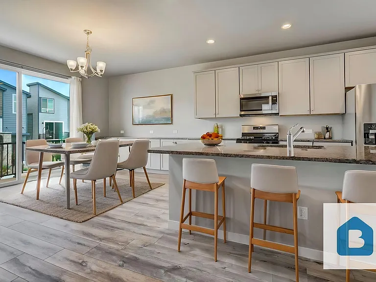 1354 Sunshine Valley Way — Photo 2