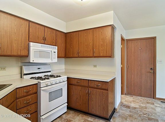 4th image of 165 S Stonington Dr #391